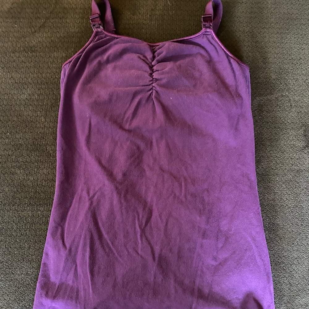 Maternity/nursing tank, size small